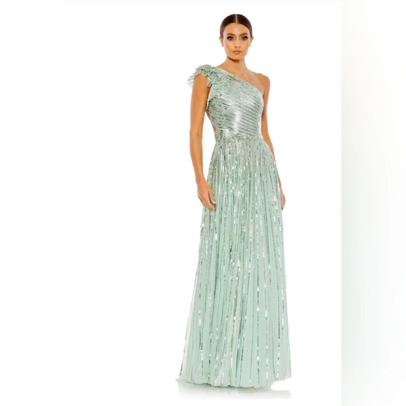 Mac Duggal, Sequined One Shoulder Flutter Sleeve Gown, Pistachio, Size 10,‎ NWT - Picture 1 of 14